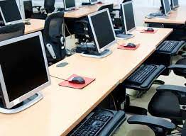 Candid Industrial Training Images photo 3